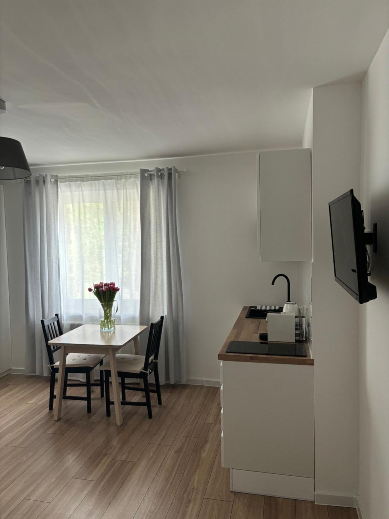 Domowa- Restauracja I Pokoje Wielen Zaobrzanski Exteriör bild